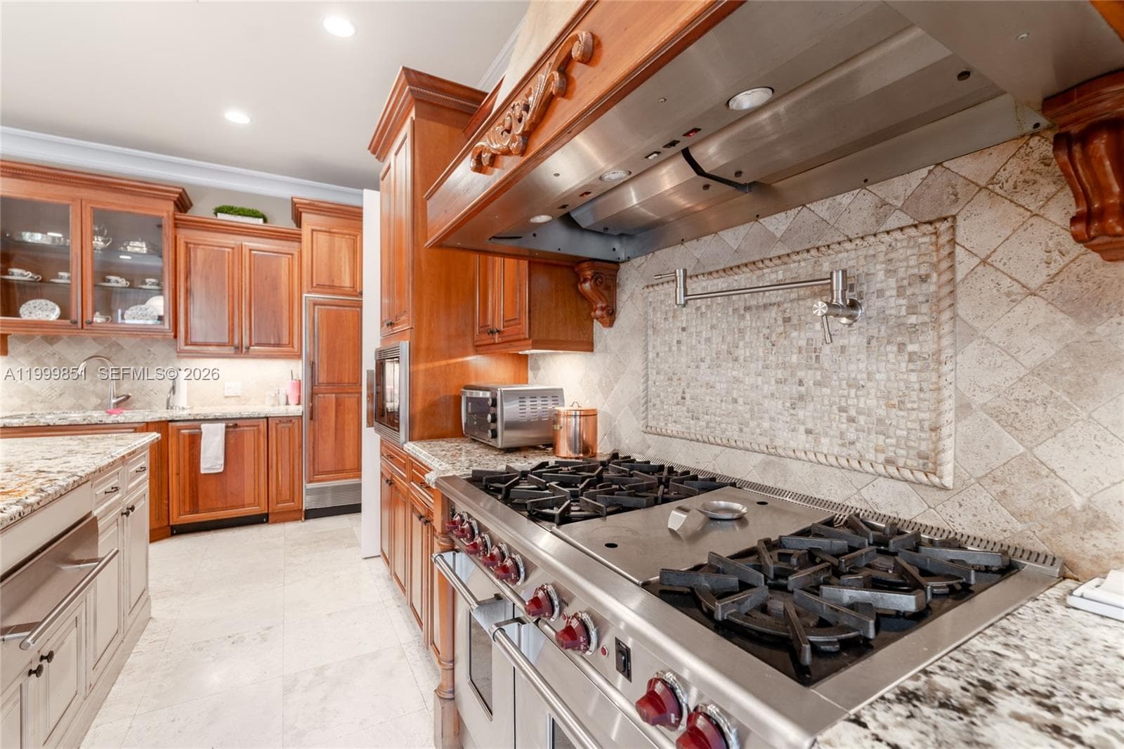 12101 Moss Ranch Rd, Pinecrest FL 33156 — 17