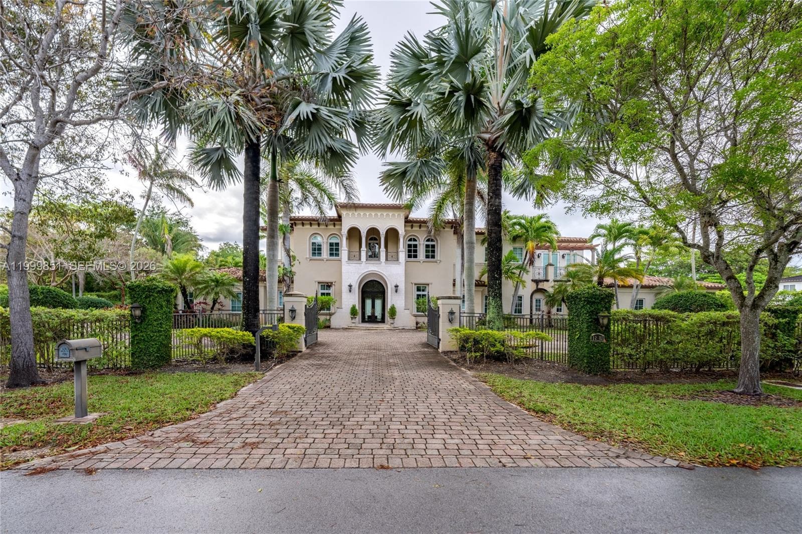 12101 Moss Ranch Rd, Pinecrest FL 33156 — 61
