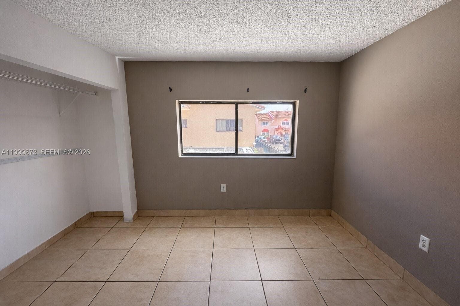 7952 W 29th Way # 202, Hialeah FL 33018 — 6