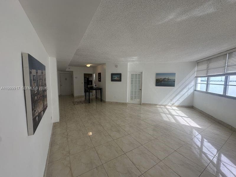 801 Brickell Bay Dr # 1971, Miami FL 33131 — 4