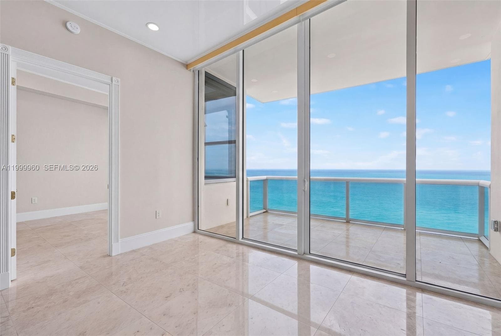 18101 Collins Ave # 5104, Sunny Isles Beach FL 33160 — 25