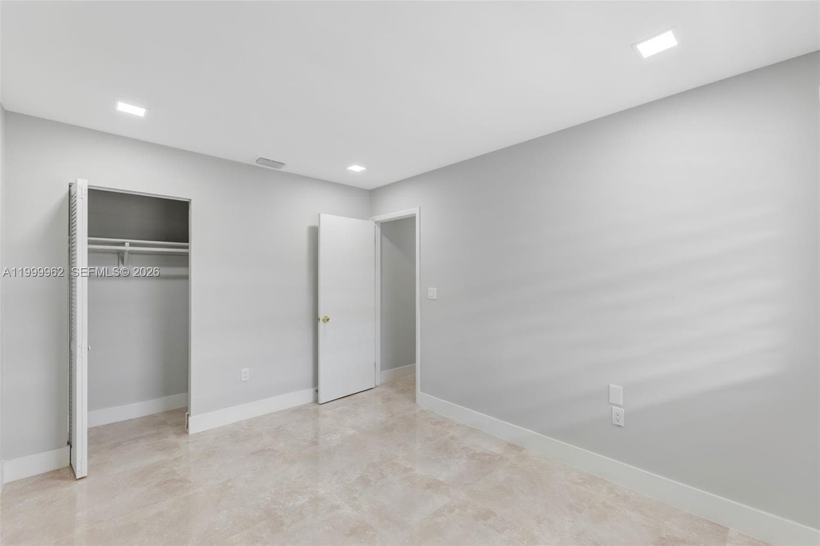 15685 SW 82nd Cir Ln # 28, Miami FL 33193 — 5