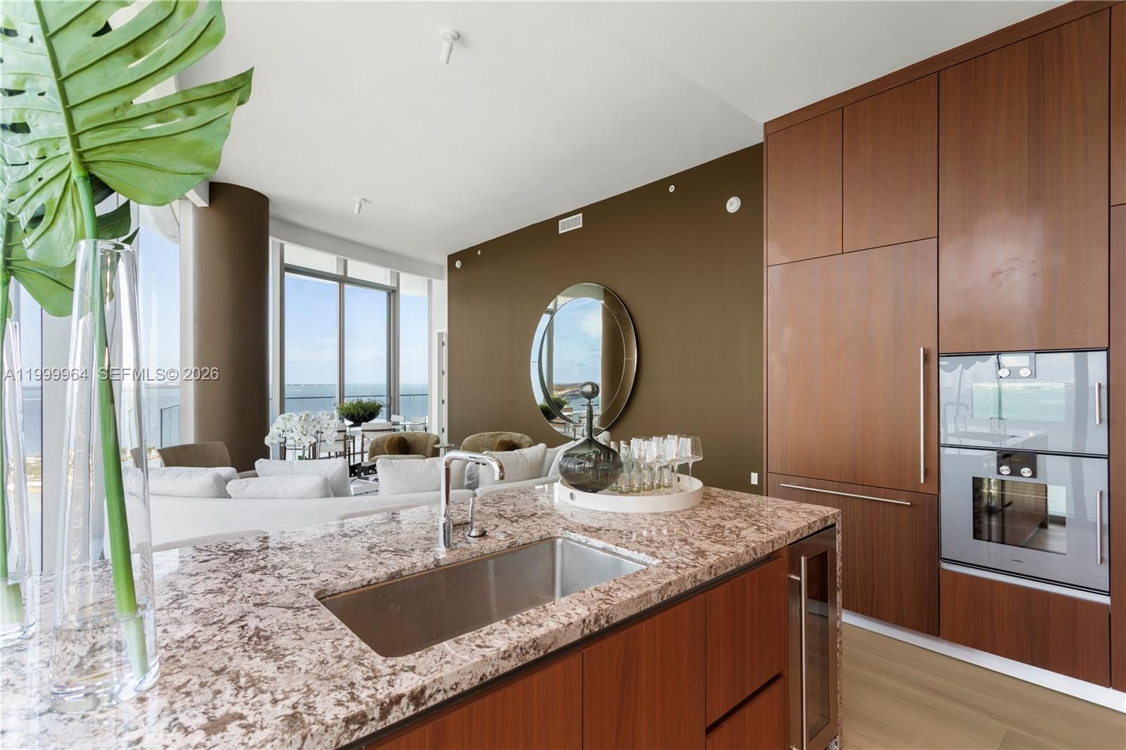175 SE 25th Rd # 1501, Miami FL 33129 — 15