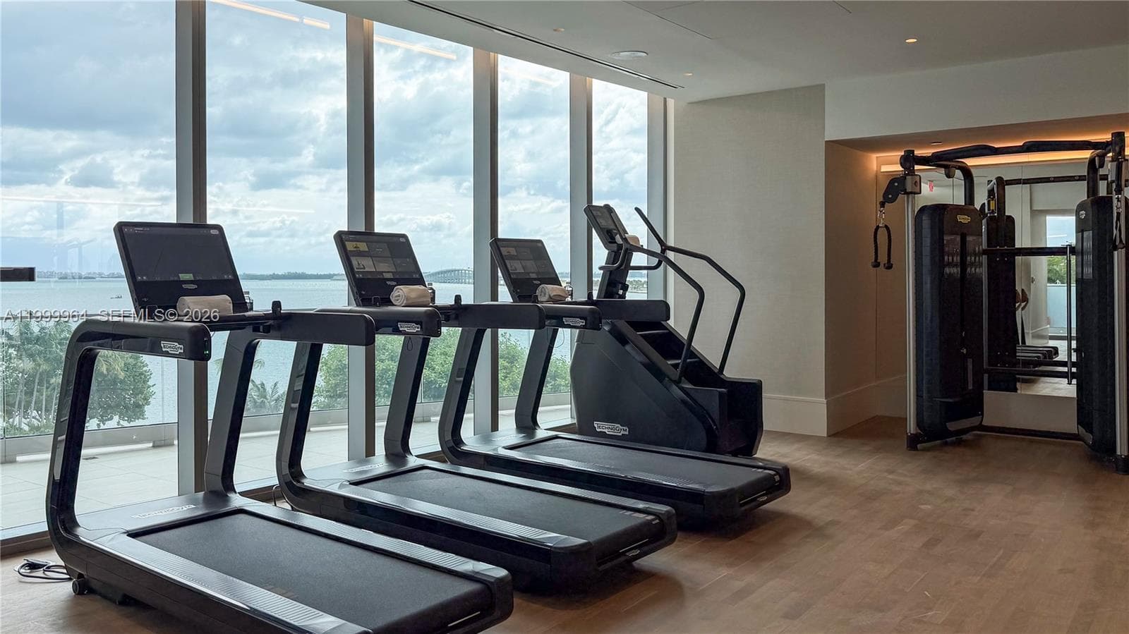 175 SE 25th Rd # 1501, Miami FL 33129 — 39