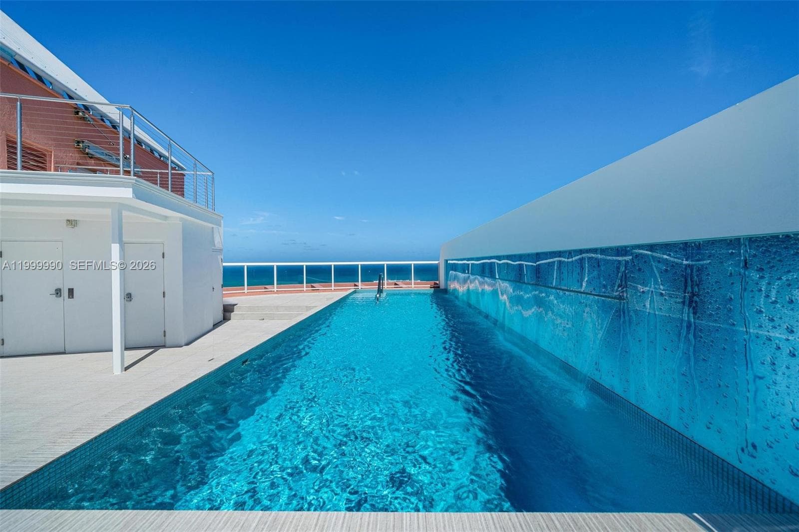 300 S Pointe Dr # 5, Miami Beach FL 33139 — 53