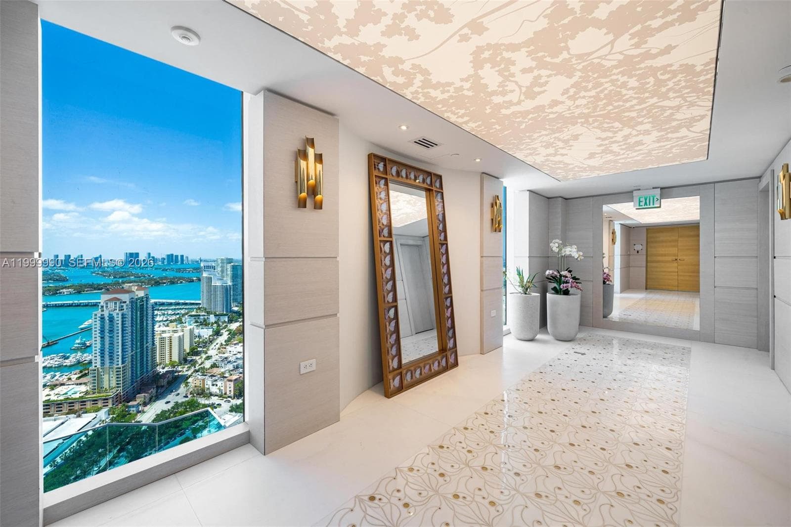 300 S Pointe Dr # 5, Miami Beach FL 33139 — 85