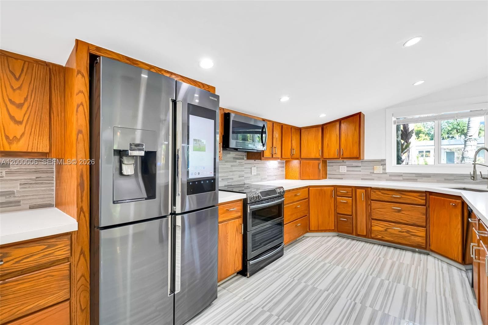1104 NE 85th St, Miami FL 33138 — 22