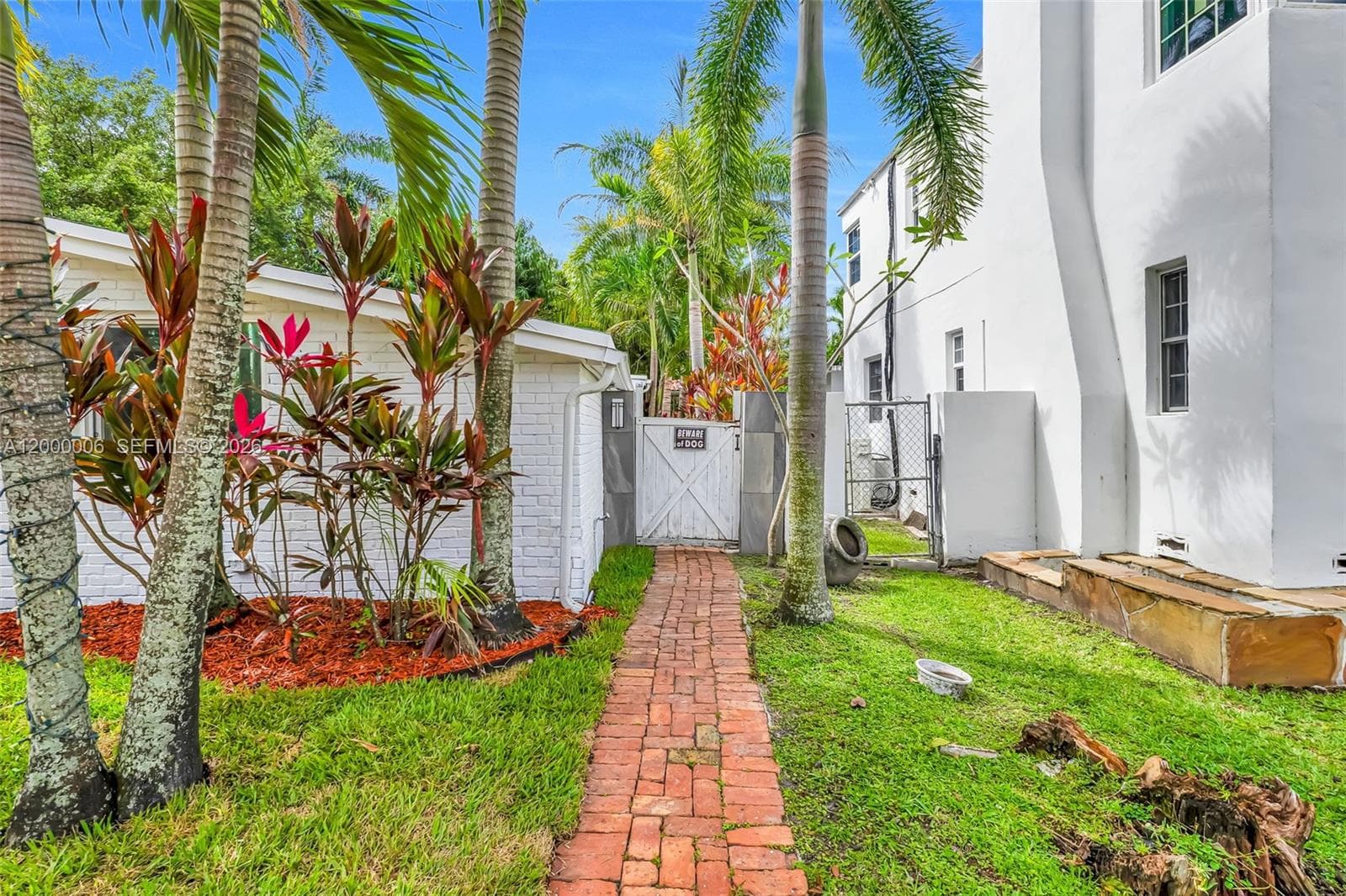 1104 NE 85th St, Miami FL 33138 — 54