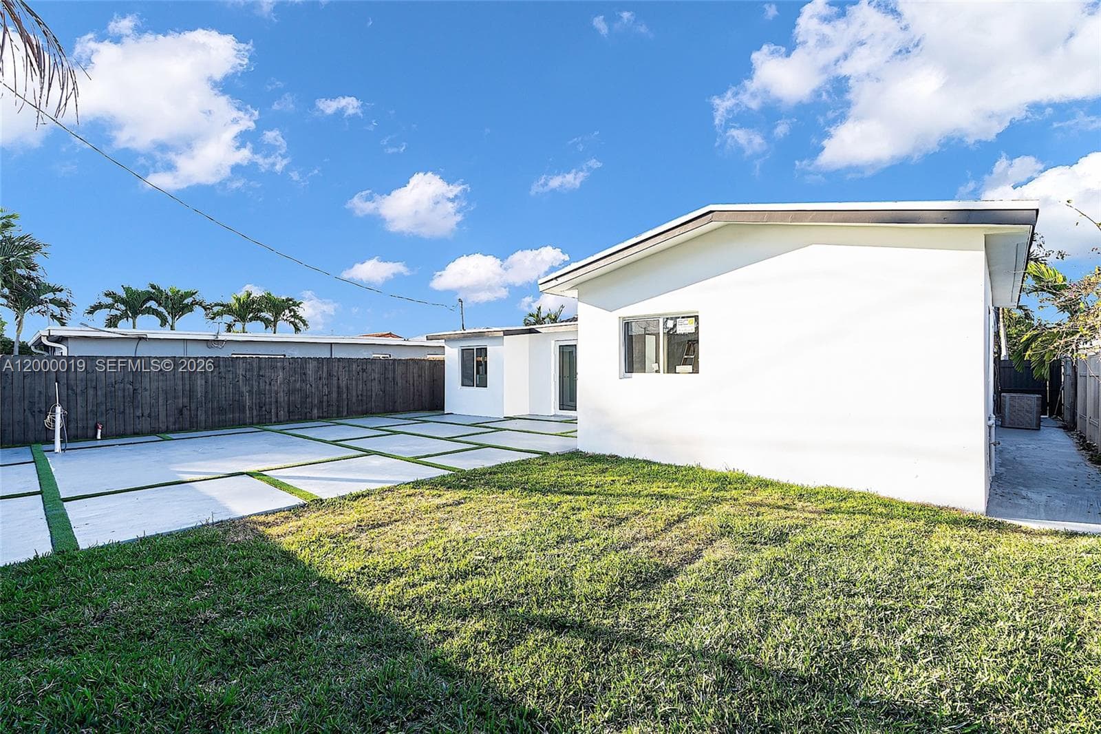 6540 SW 25th St, Miami FL 33155 — 52