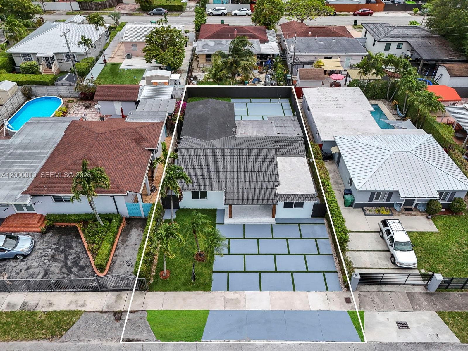 6540 SW 25th St, Miami FL 33155 — 1
