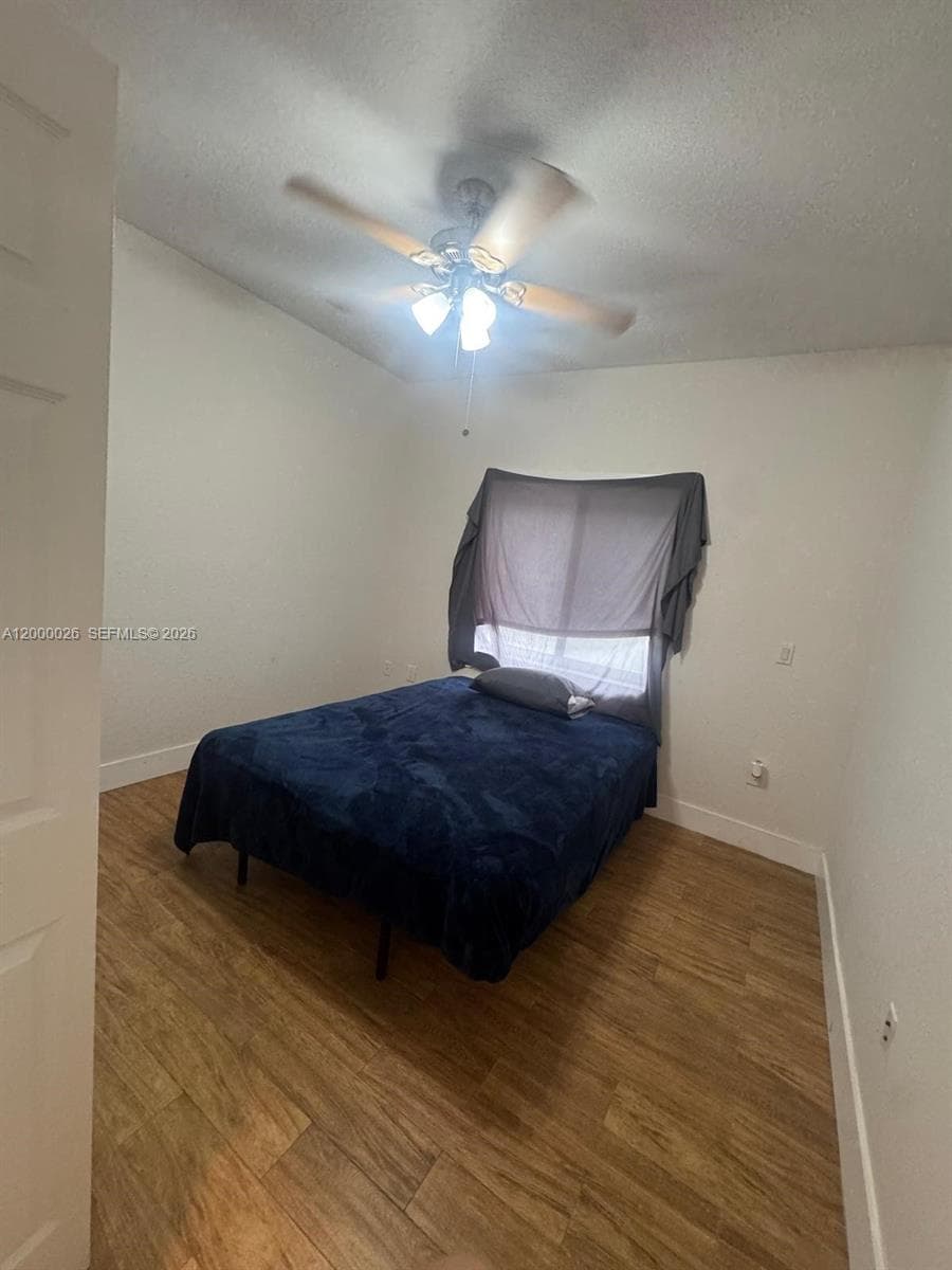 20009 NW 80th Ave, Hialeah FL 33015 — 13