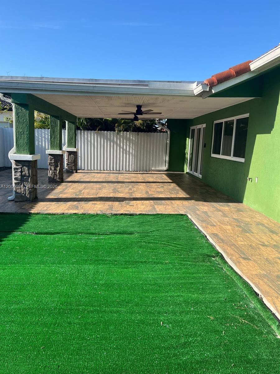 20009 NW 80th Ave, Hialeah FL 33015 — 10