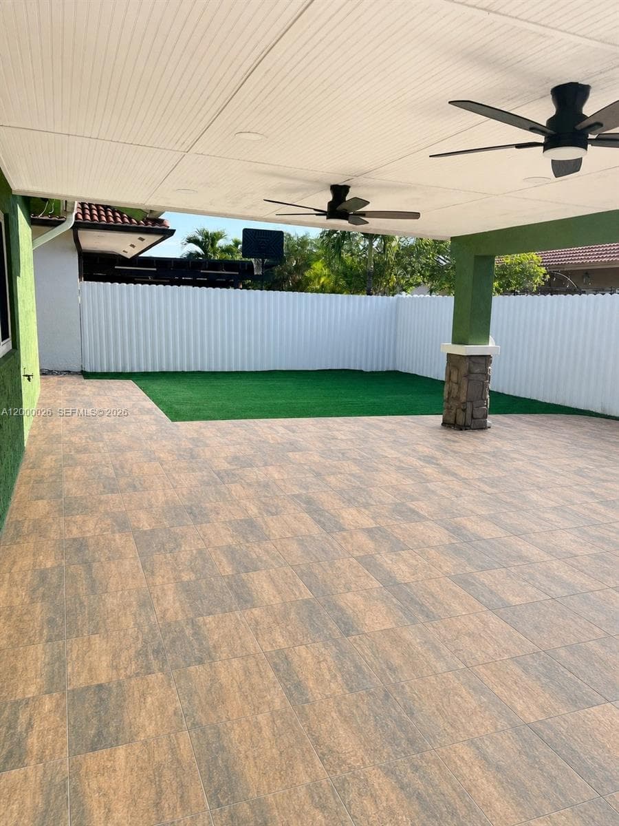 20009 NW 80th Ave, Hialeah FL 33015 — 11