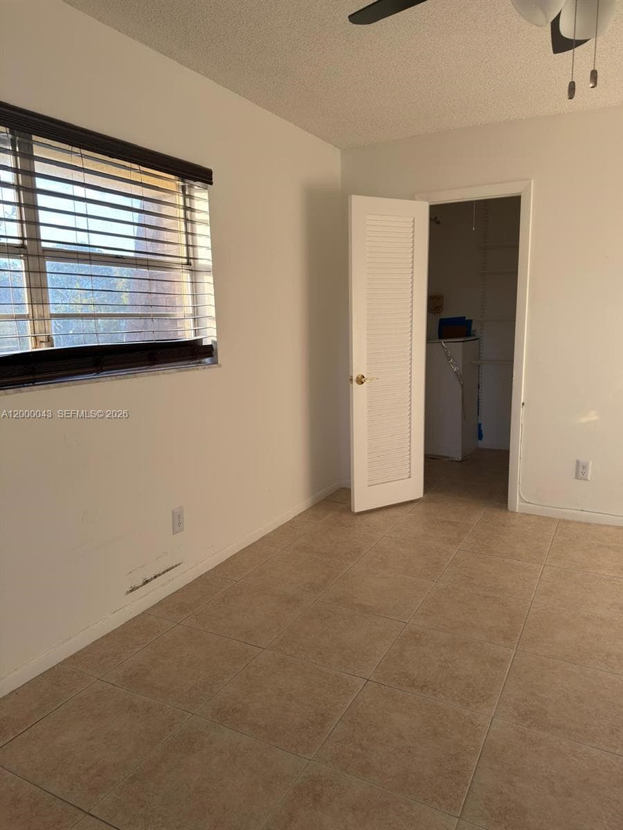 9108 SW 137th Ter # 3, Miami FL 33176 — 16