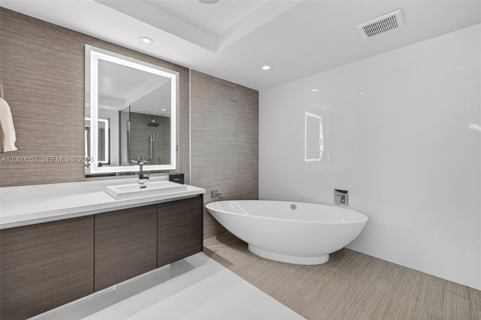 300 Sunny Isles Blvd # 807, Sunny Isles Beach FL 33160 — 43