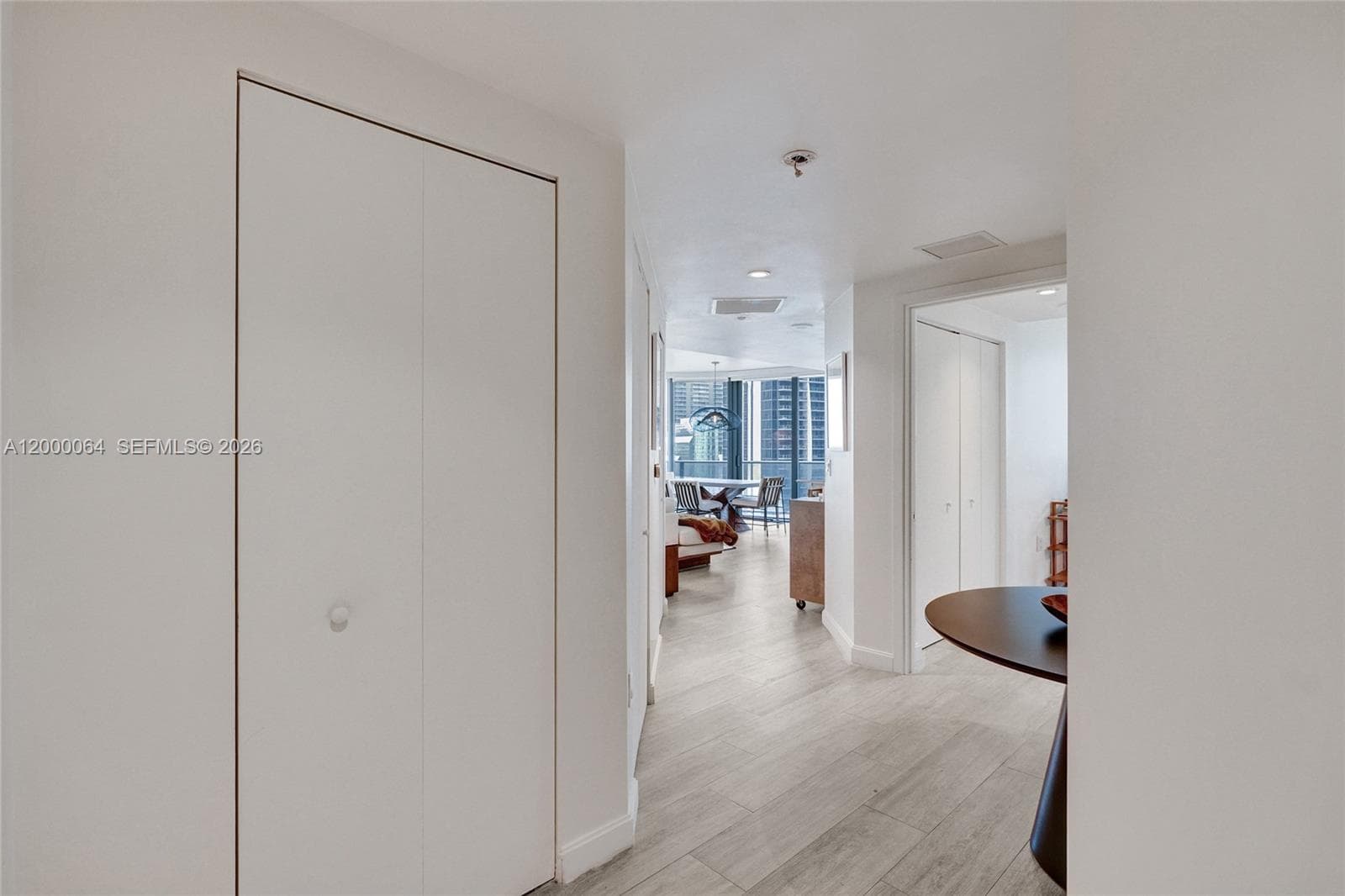 45 SW 9th St # 1803, Miami FL 33130 — 3