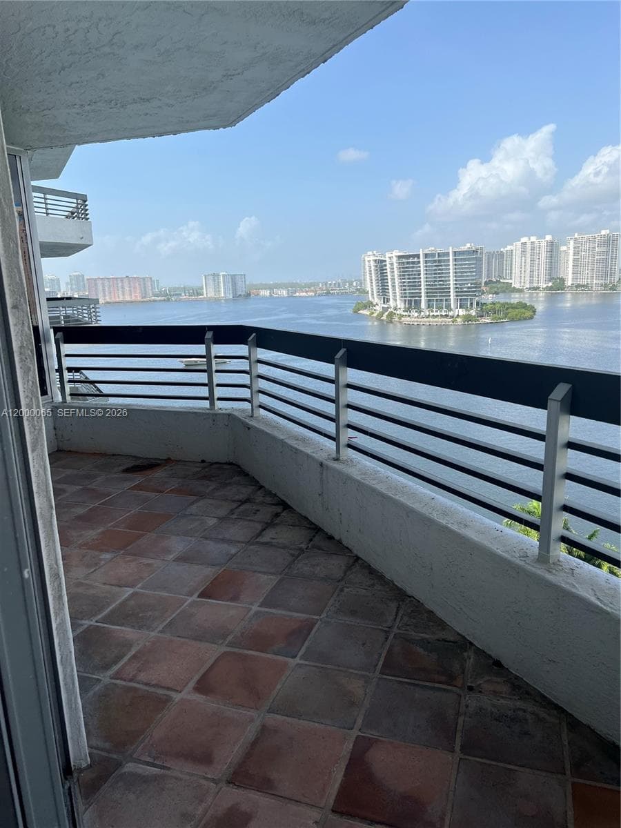 19101 NE 36th Ct # 1602, Aventura FL 33180 — 33