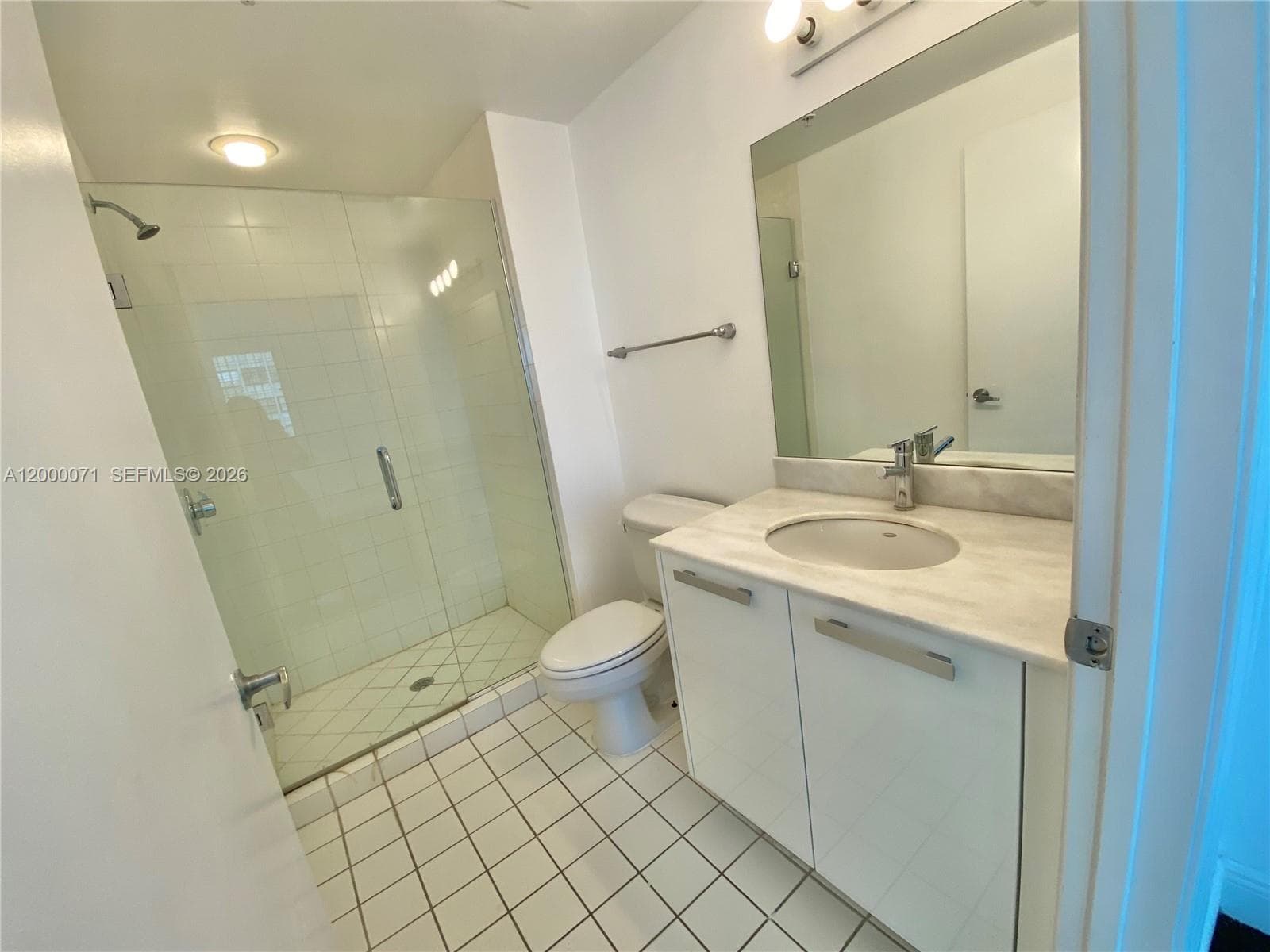 601 NE 36th St # 1103, Miami FL 33137 — 16