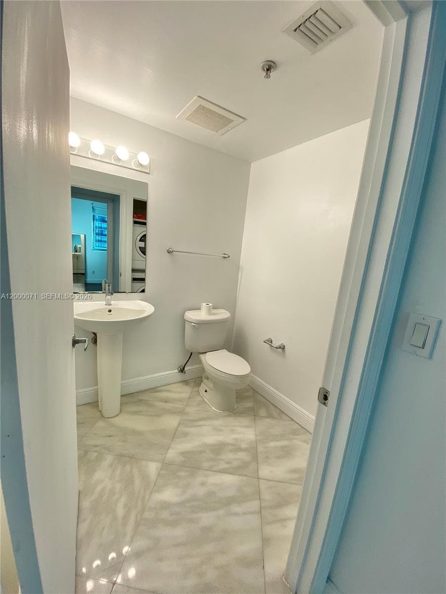 601 NE 36th St # 1103, Miami FL 33137 — 12