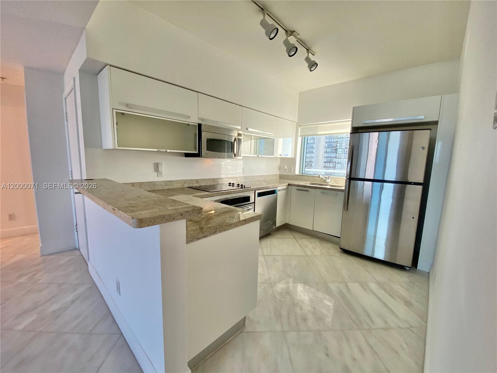 601 NE 36th St # 1103, Miami FL 33137 — 5