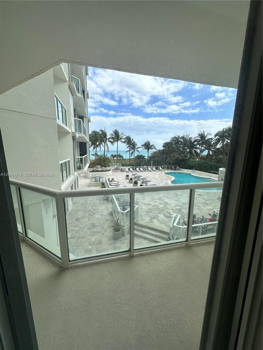 8925 Collins Ave # 2J, Surfside FL 33154 — 33