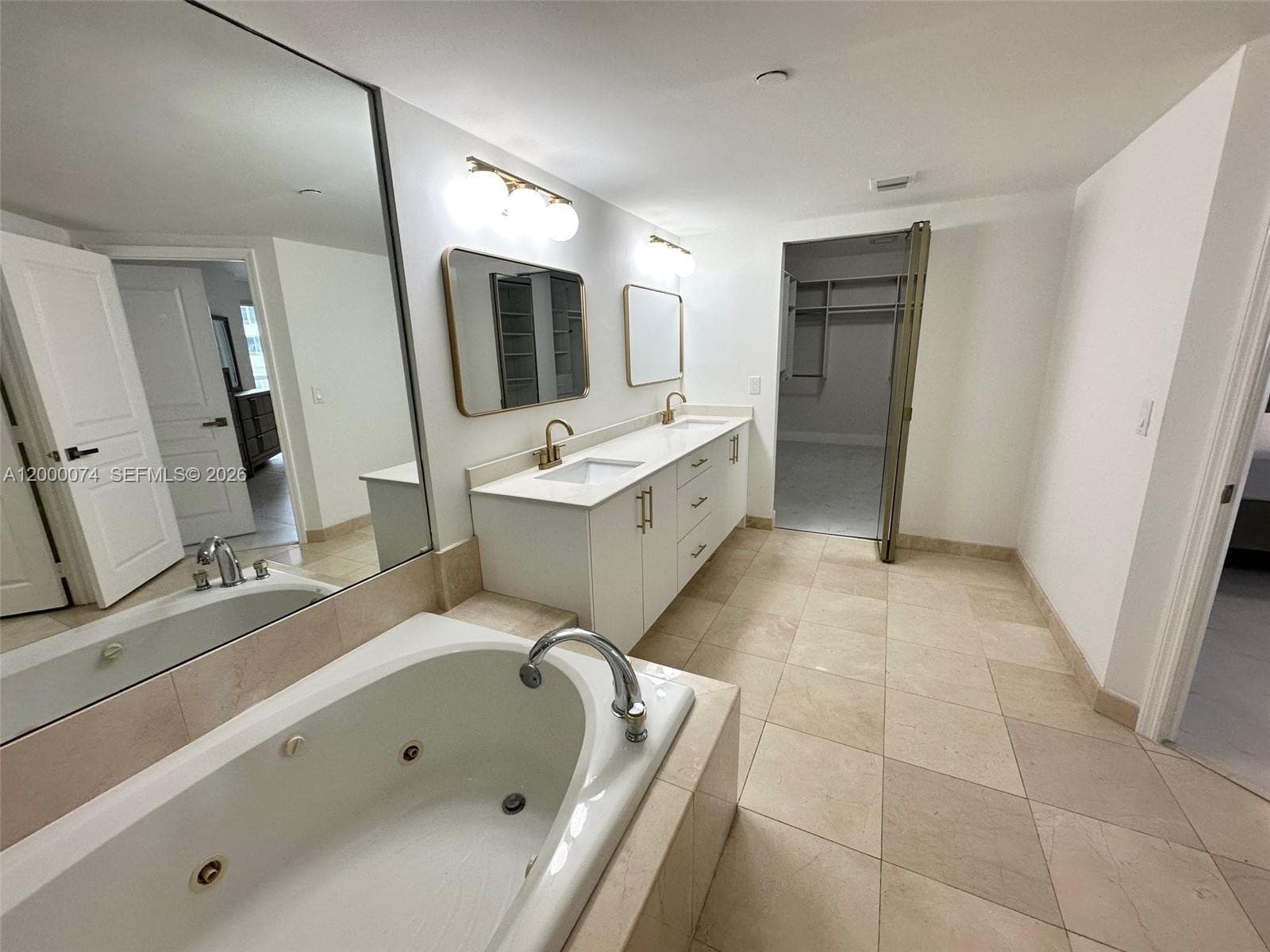 8925 Collins Ave # 2J, Surfside FL 33154 — 25