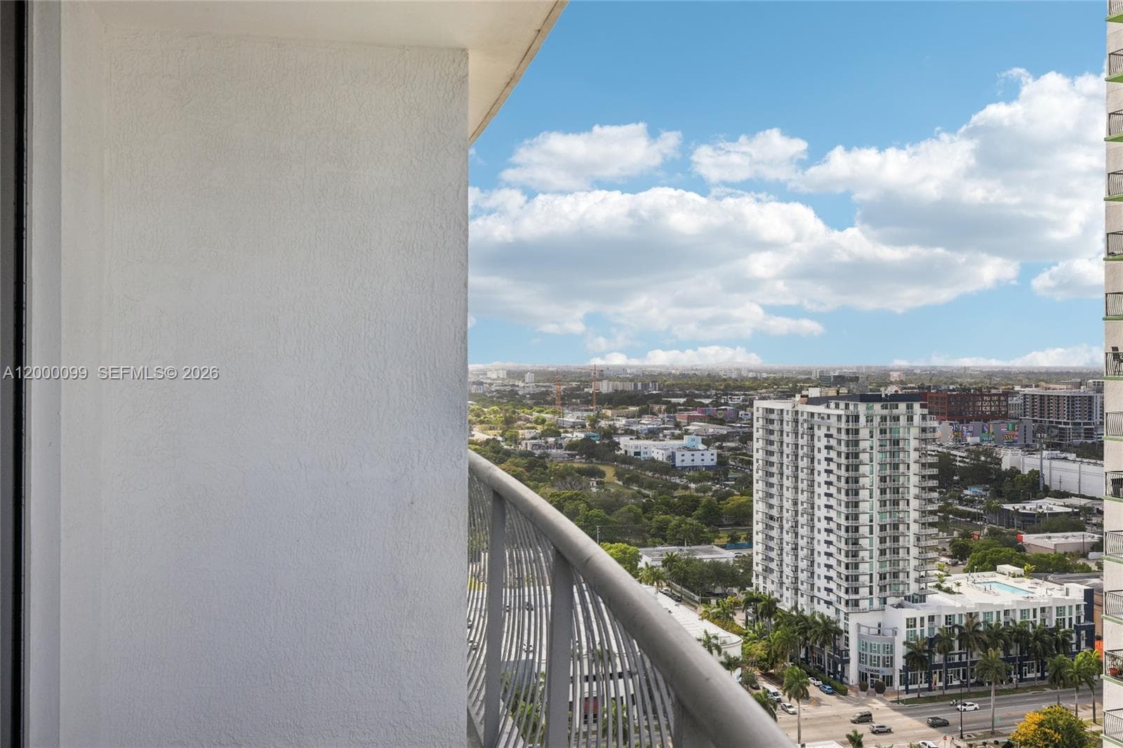 1750 N Bayshore Dr # 2805, Miami FL 33137 — 34