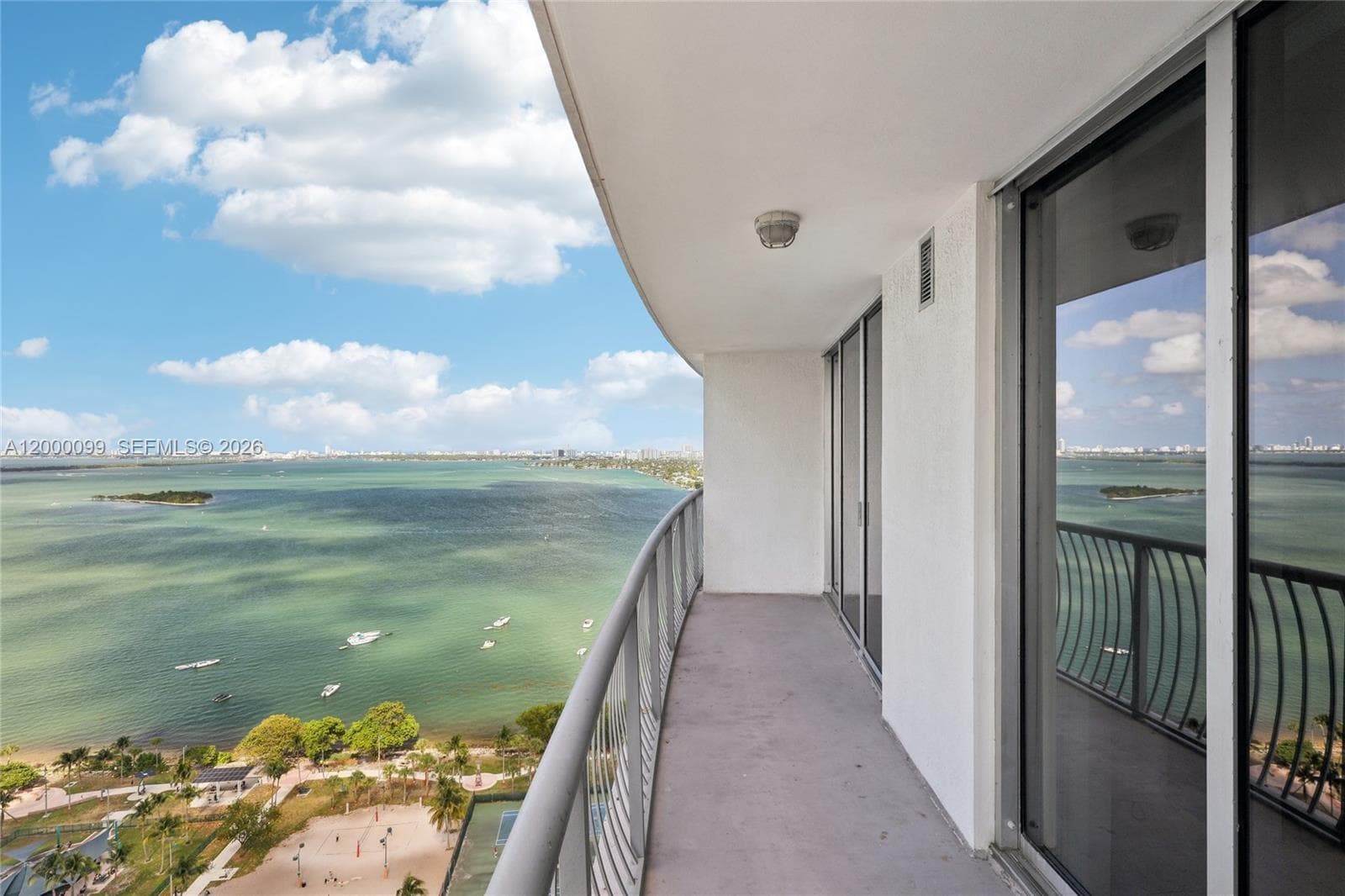 1750 N Bayshore Dr # 2805, Miami FL 33137 — 35