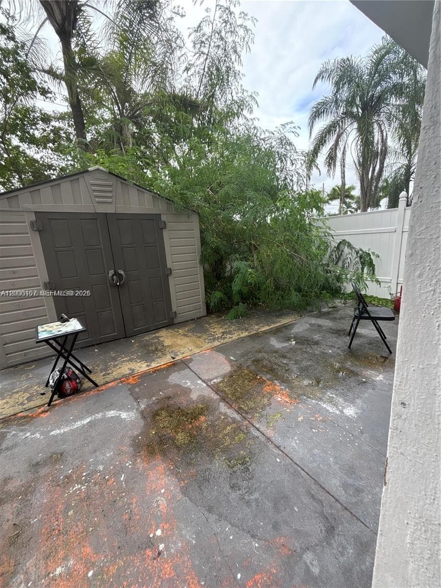 16450 NW 2nd Ave # 109, Miami FL 33169 — 10