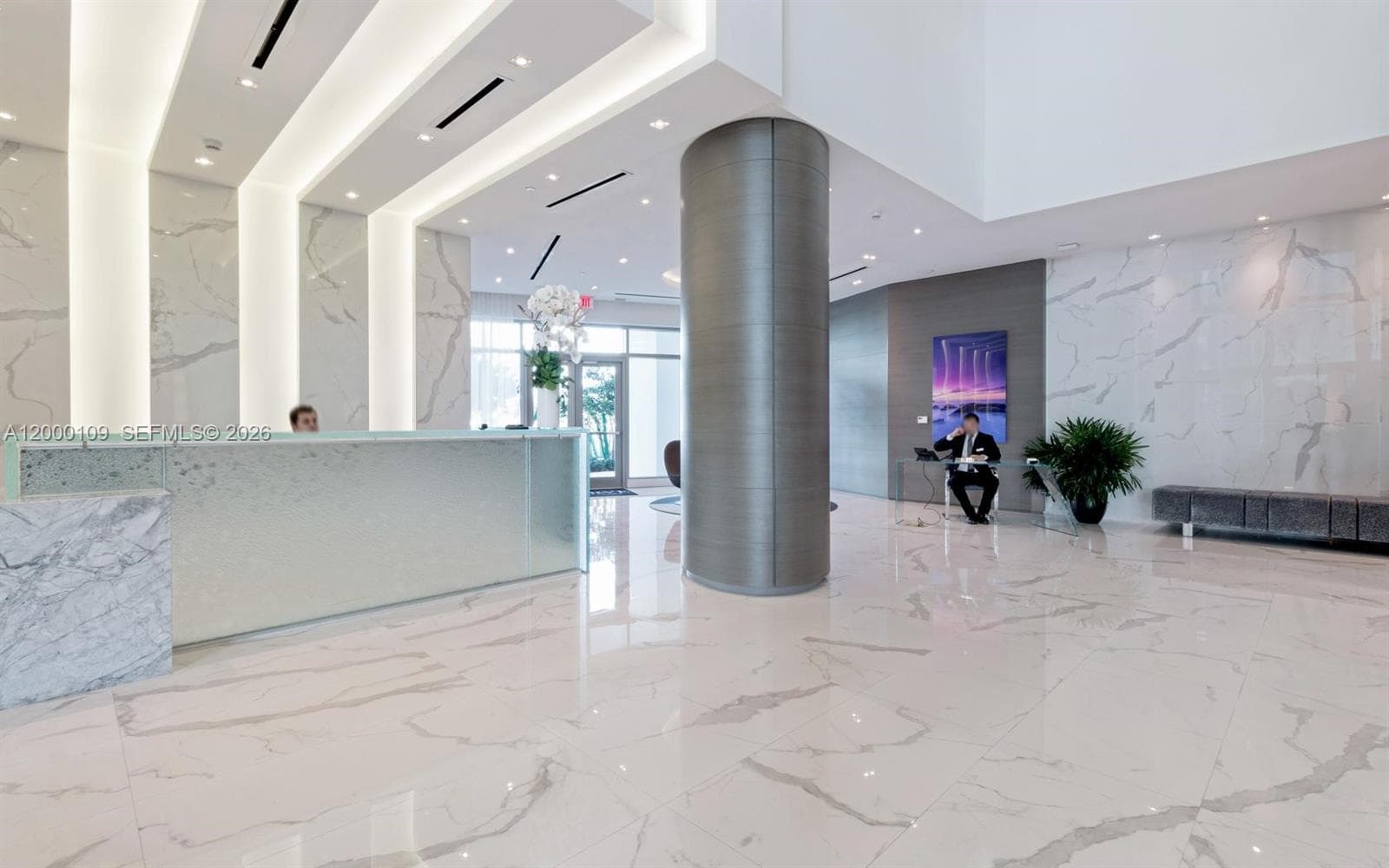 17111 Biscayne Blvd # 903, North Miami Beach FL 33160 — 27