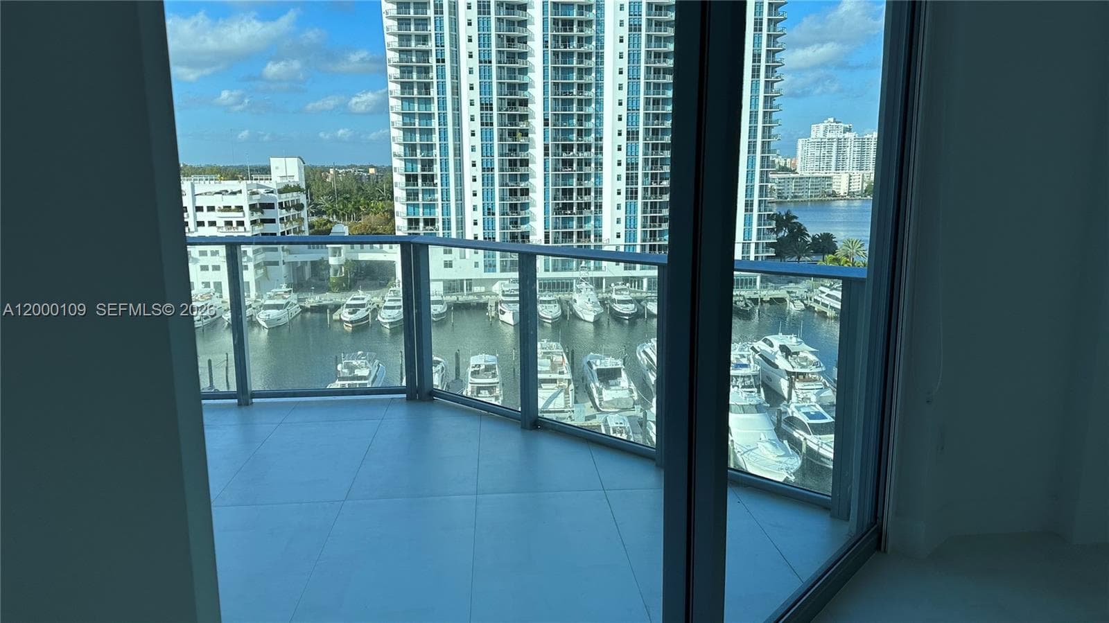17111 Biscayne Blvd # 903, North Miami Beach FL 33160 — 38