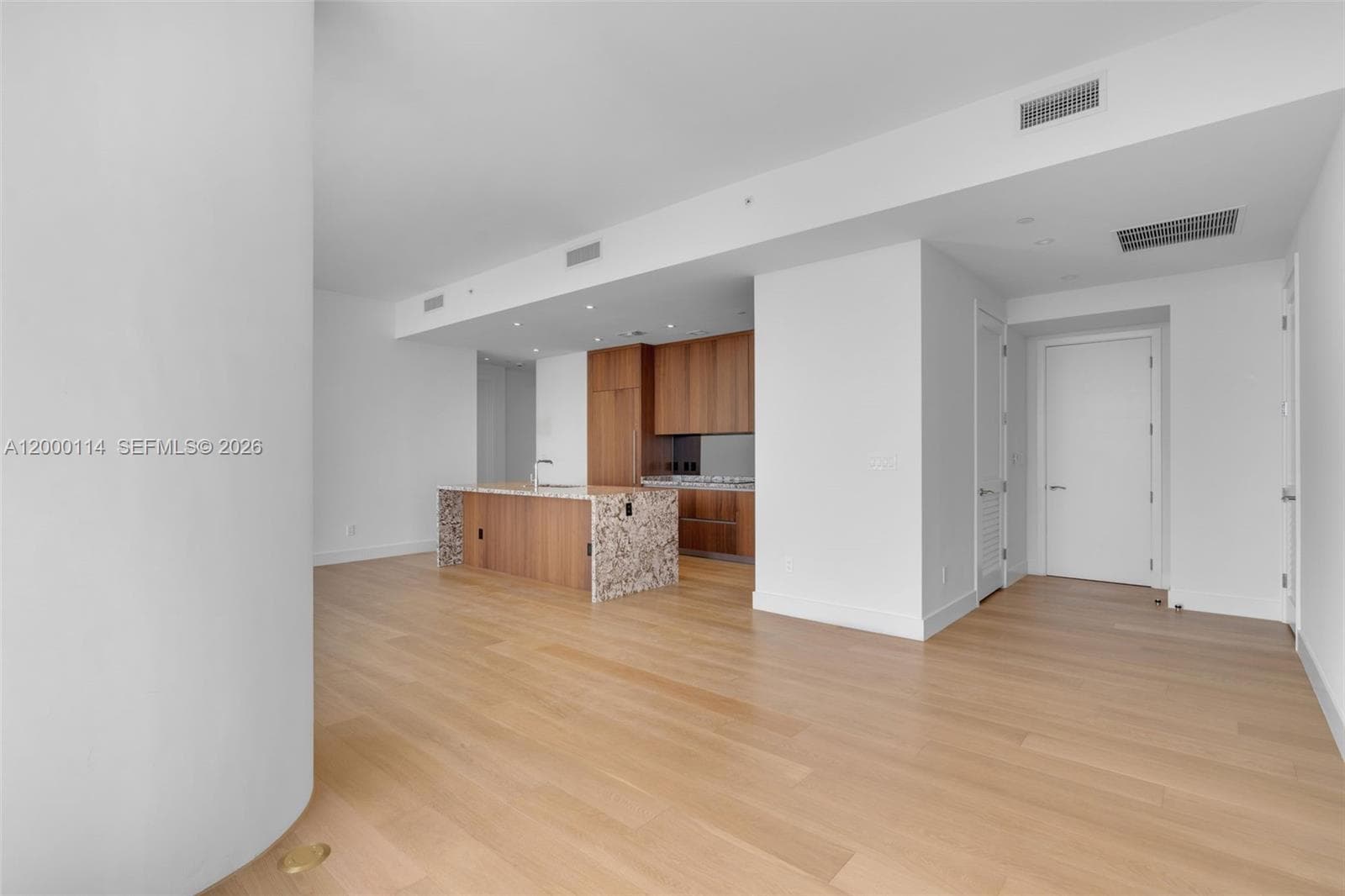 175 SE 25 RD # 3003, Miami FL 33129 — 26