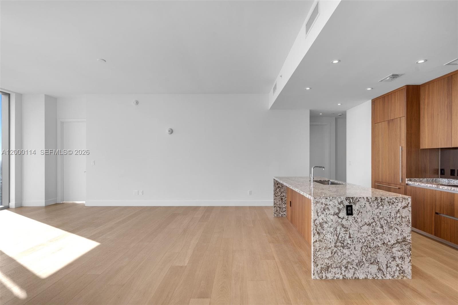 175 SE 25 RD # 3003, Miami FL 33129 — 9