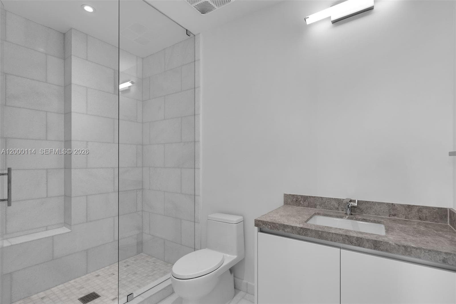 175 SE 25 RD # 3003, Miami FL 33129 — 54