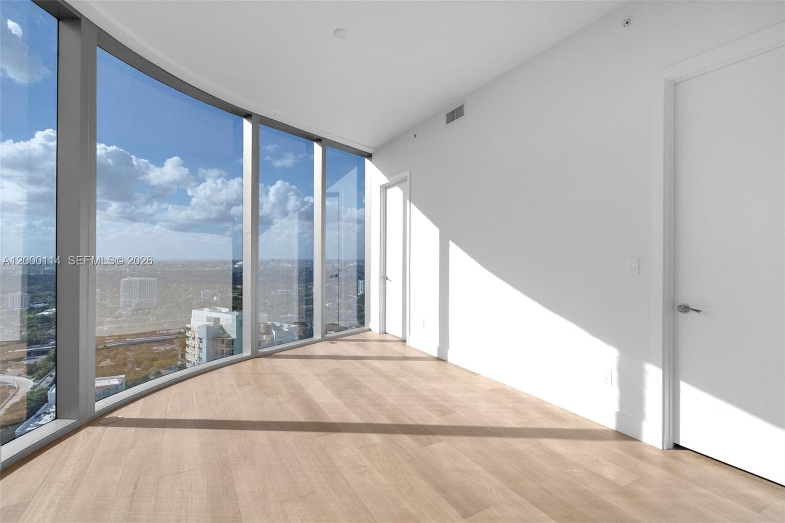 175 SE 25 RD # 3003, Miami FL 33129 — 29