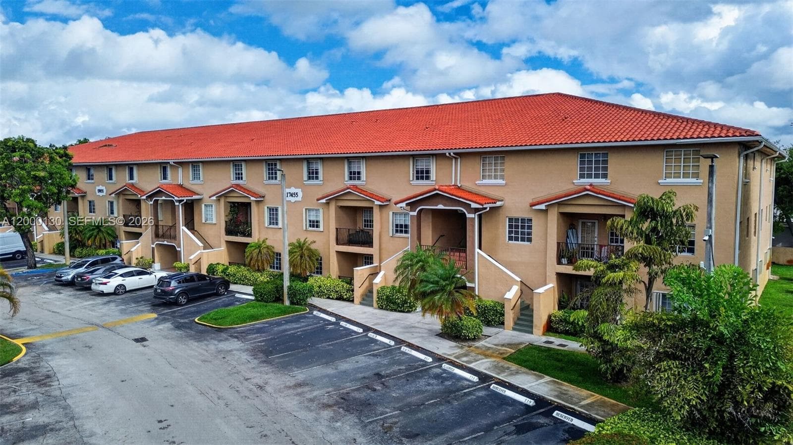 17455 NW 75th Pl # 203, Hialeah FL 33015 — 33