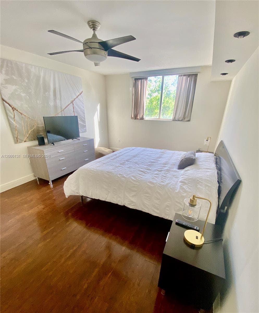 16590 NE 26th Ave # 202, North Miami Beach FL 33160 — 12