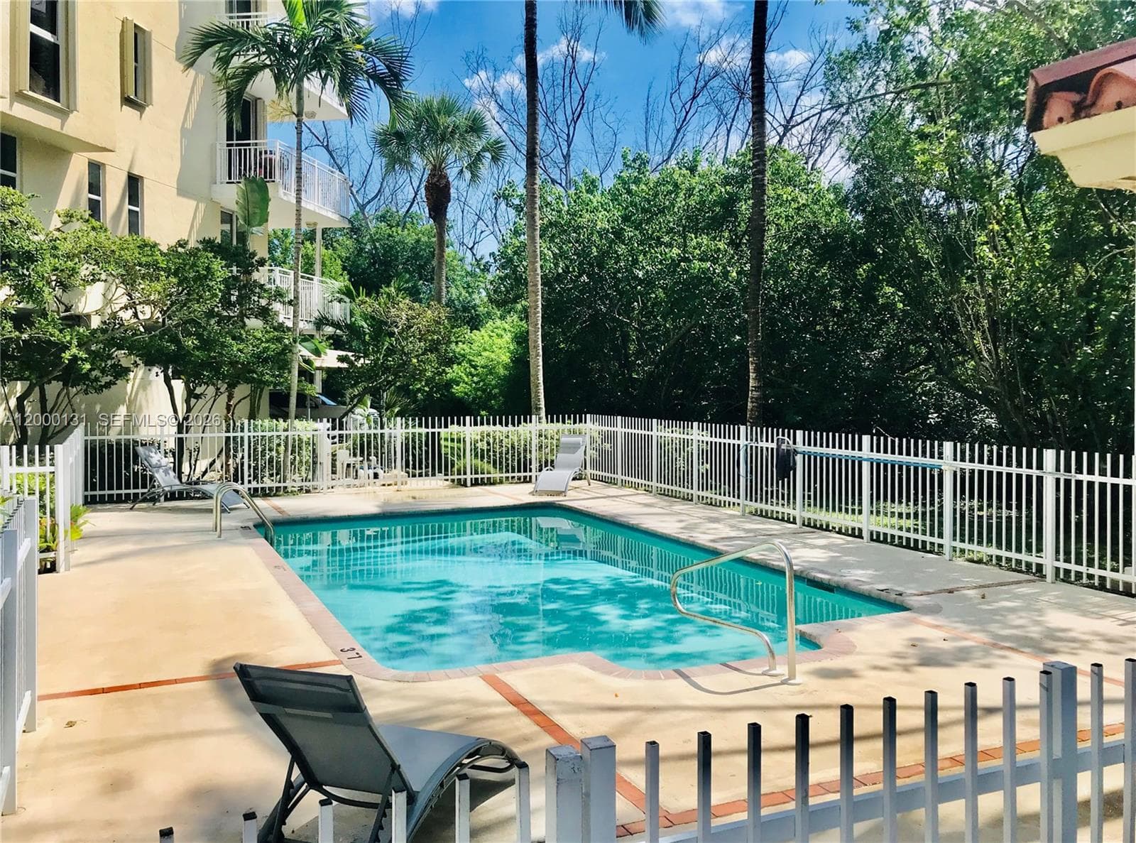 16590 NE 26th Ave # 202, North Miami Beach FL 33160 — 22