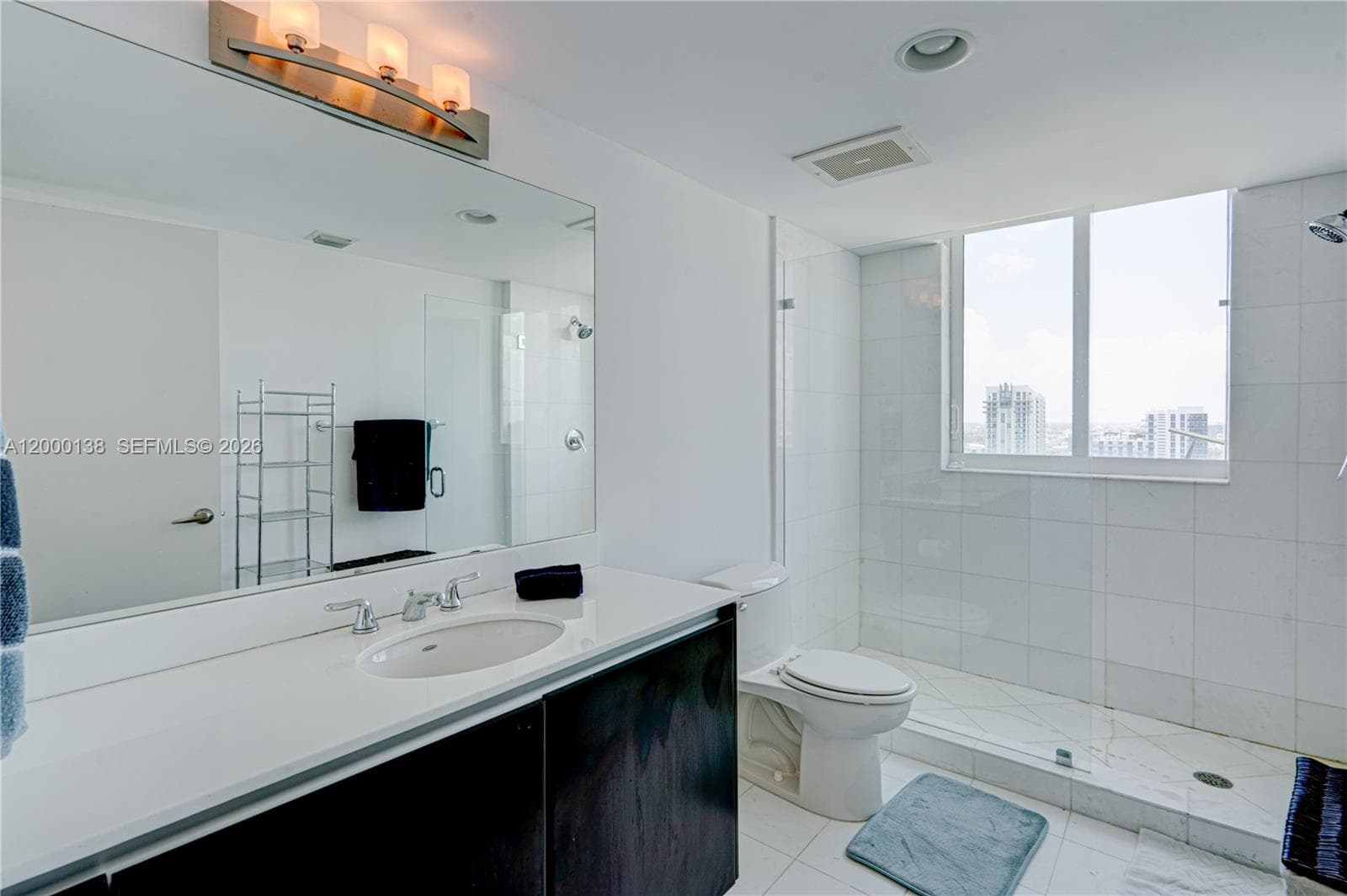 665 NE 25th St # 2005, Miami FL 33137 — 32