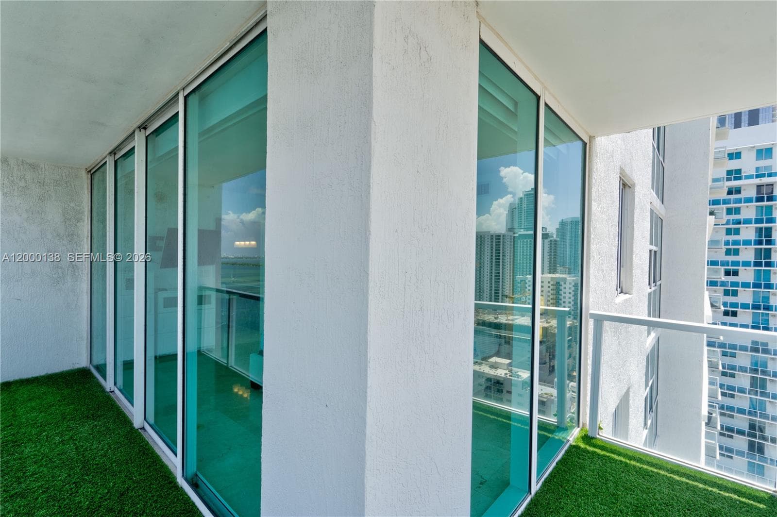 665 NE 25th St # 2005, Miami FL 33137 — 30