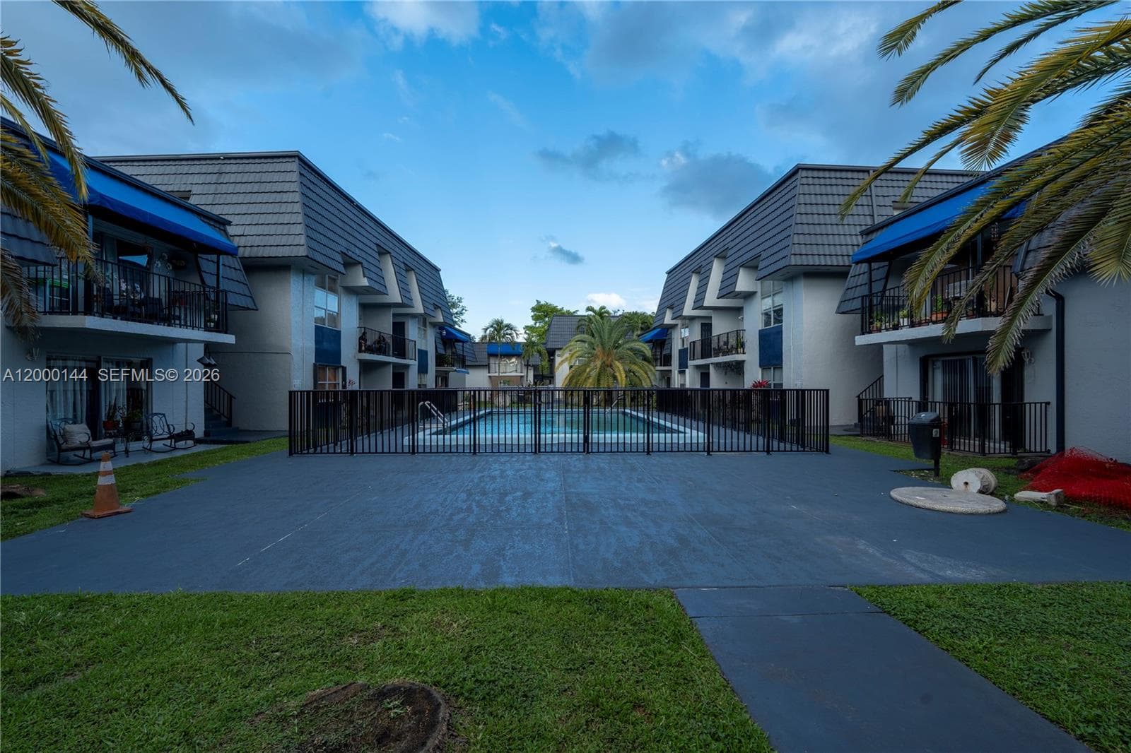 8003 W 6th Ave # M, Hialeah FL 33014 — 2