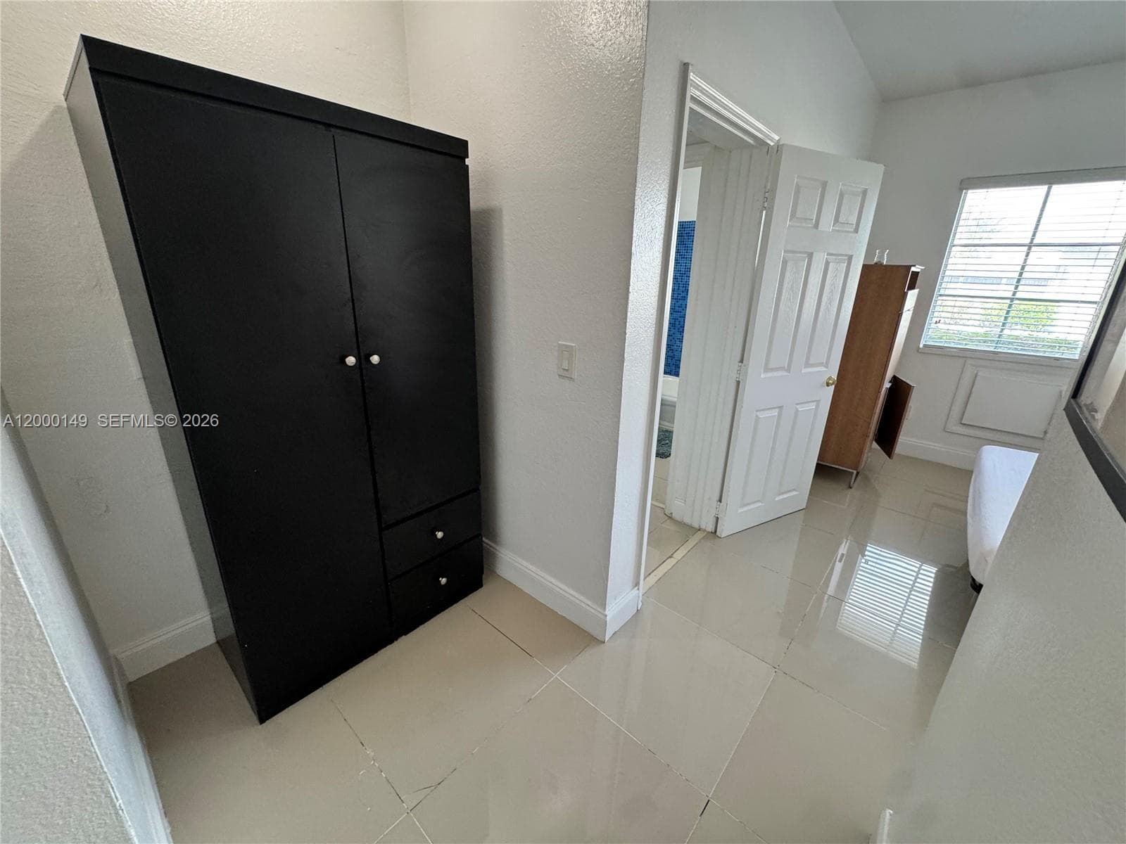 8415 Harding Ave # 9, Miami Beach FL 33141 — 13