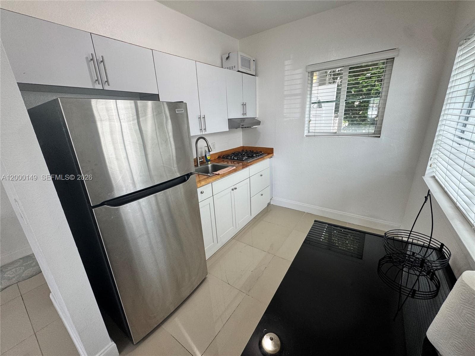 8415 Harding Ave # 9, Miami Beach FL 33141 — 3