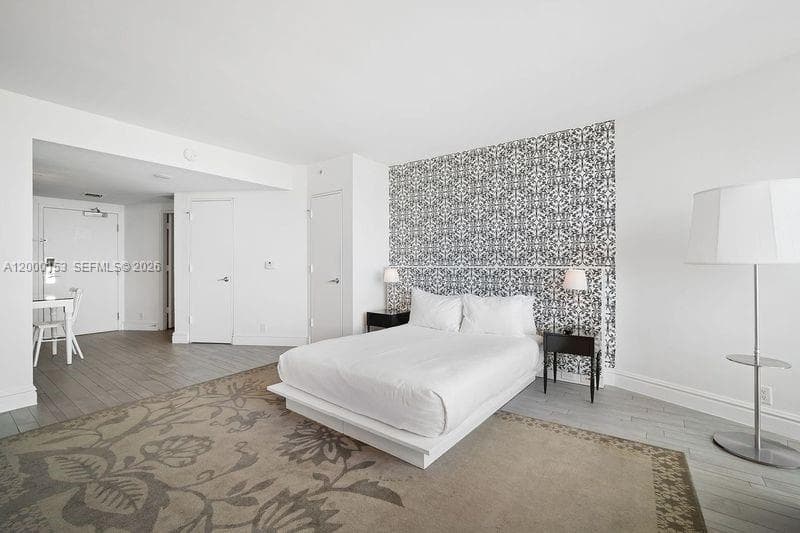 1100 West Ave # 819, Miami Beach FL 33139 — 9