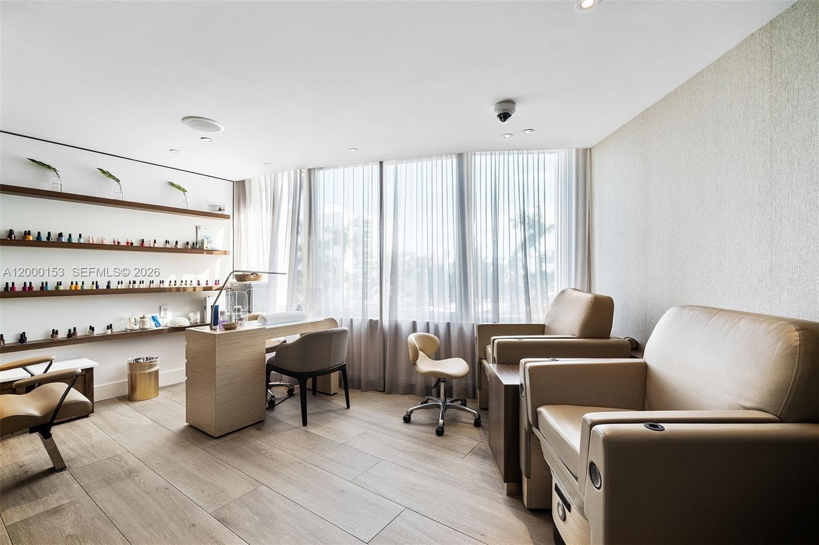 1100 West Ave # 819, Miami Beach FL 33139 — 18
