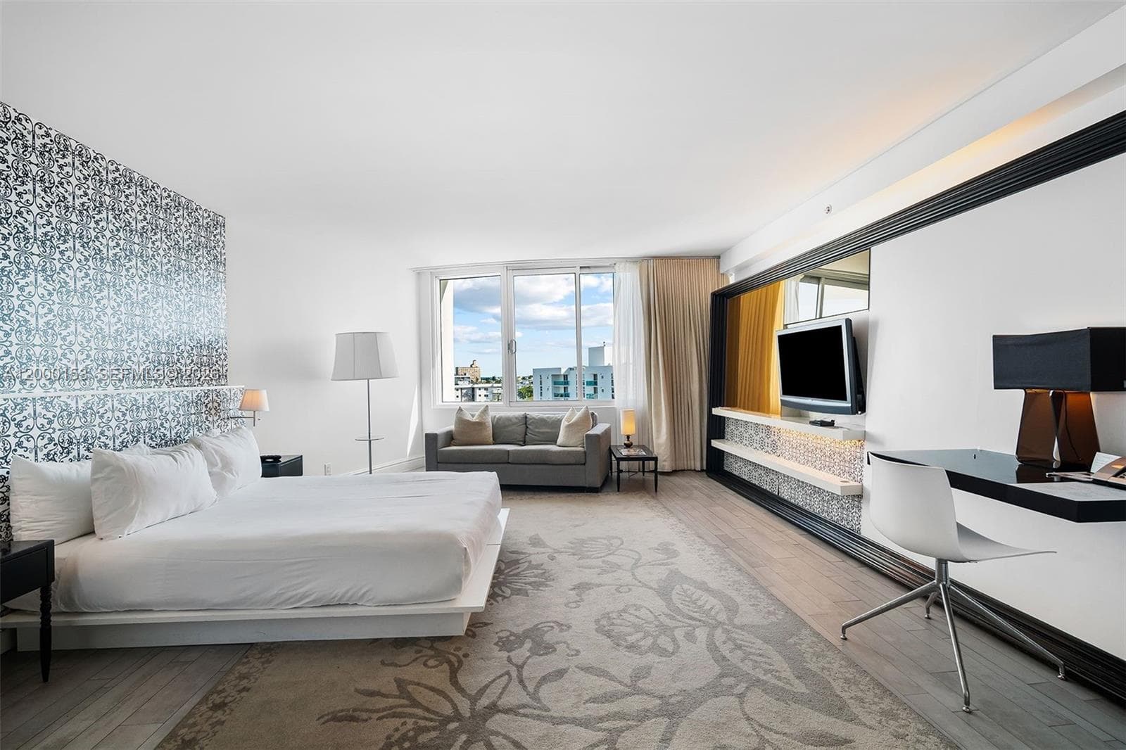 1100 West Ave # 819, Miami Beach FL 33139 — 4