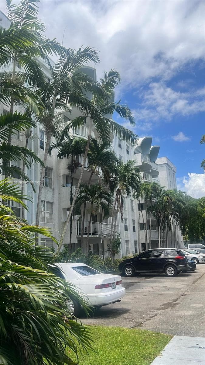 Montecarlo Condo, Miami, FL — 22