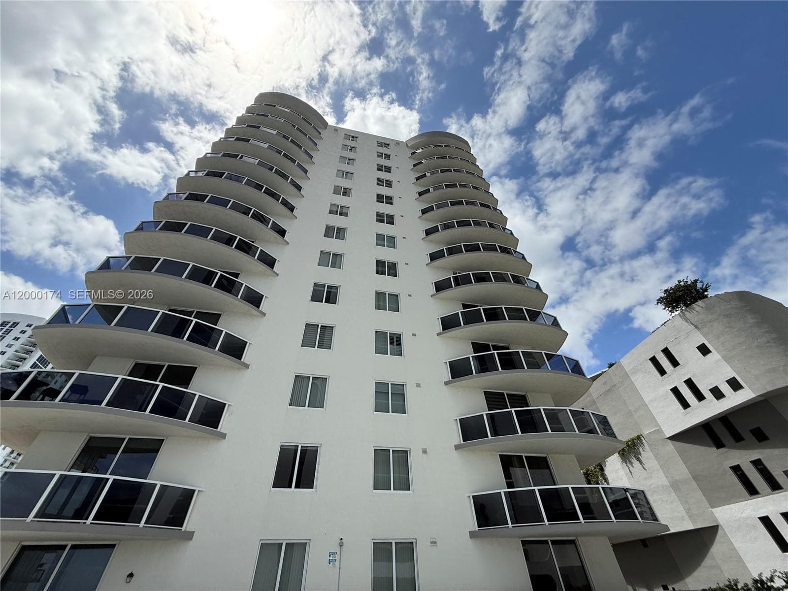 601 NE 23rd St # 903, Miami FL 33137 — 46