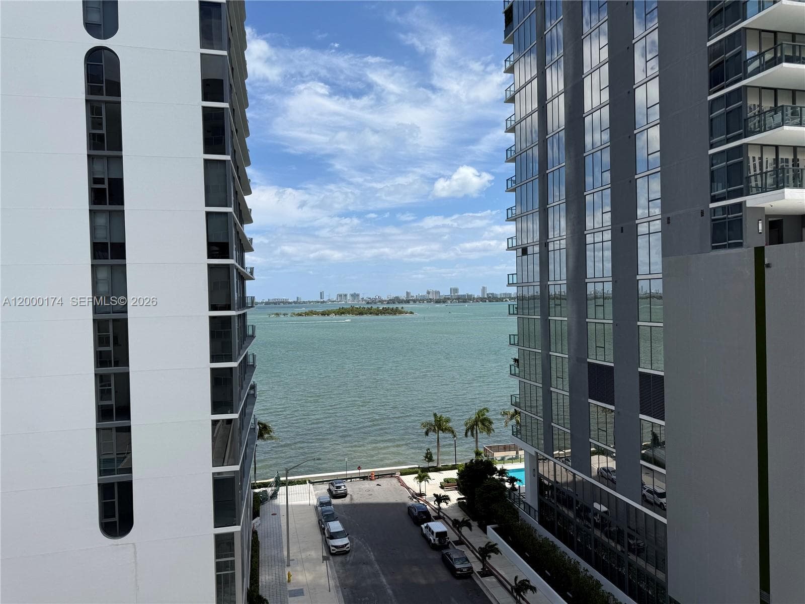 601 NE 23rd St # 903, Miami FL 33137 — 25