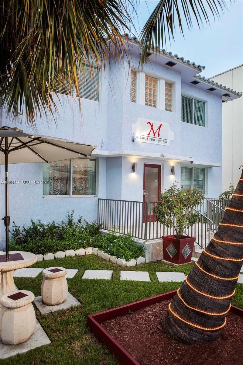 6945 Abbott Ave, Miami Beach FL 33141 — 9